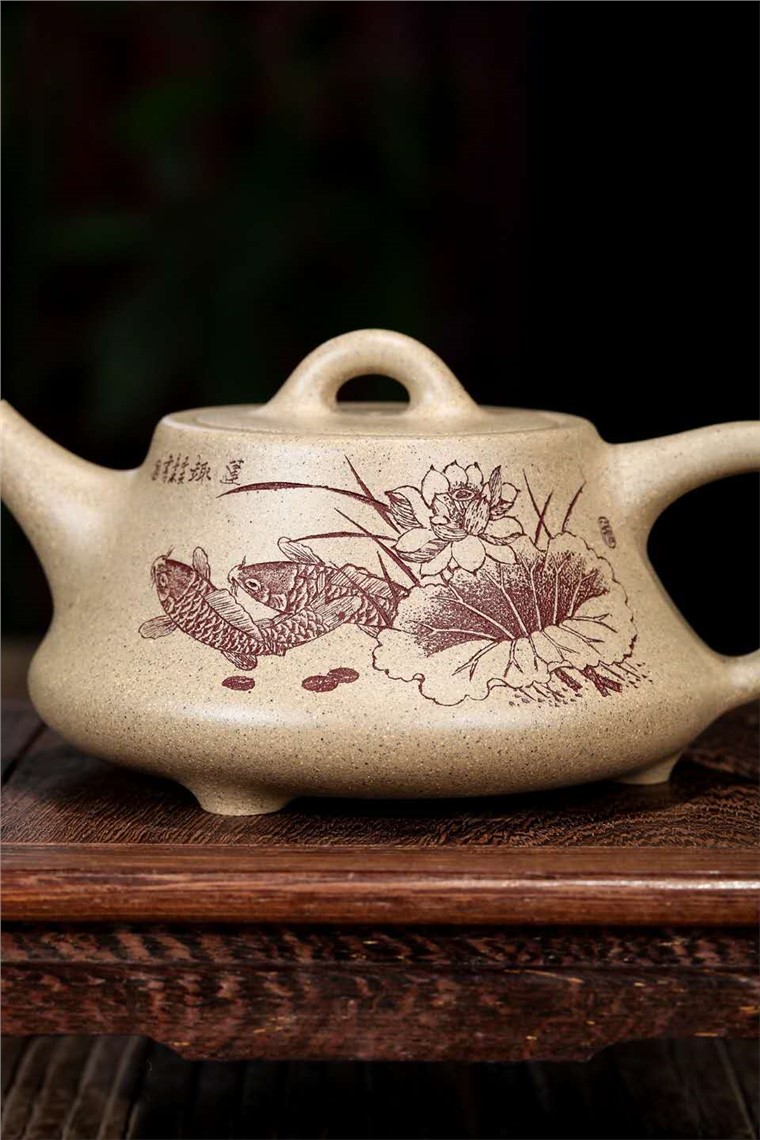 尹燕芳作品 莲趣图片