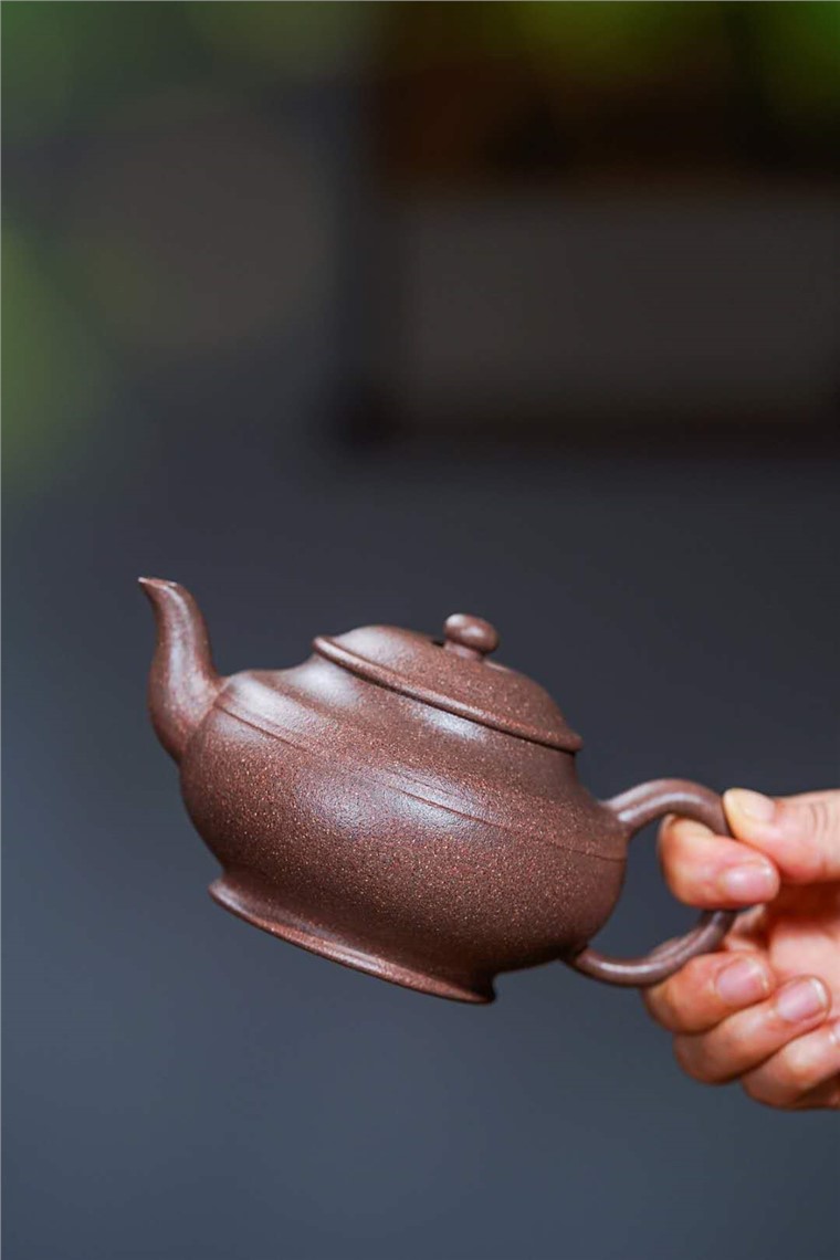 范彩勤作品 线韵宫灯图片