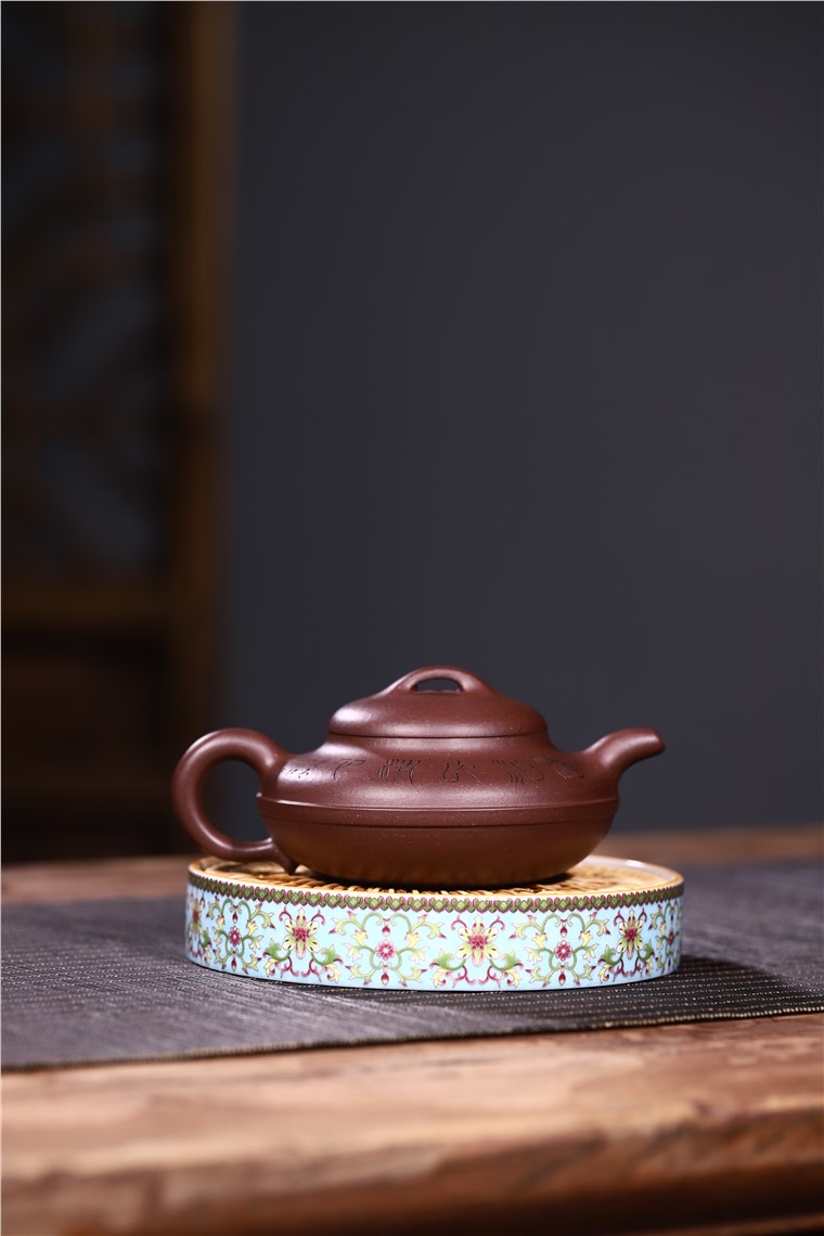 张国伟作品 线圆图片