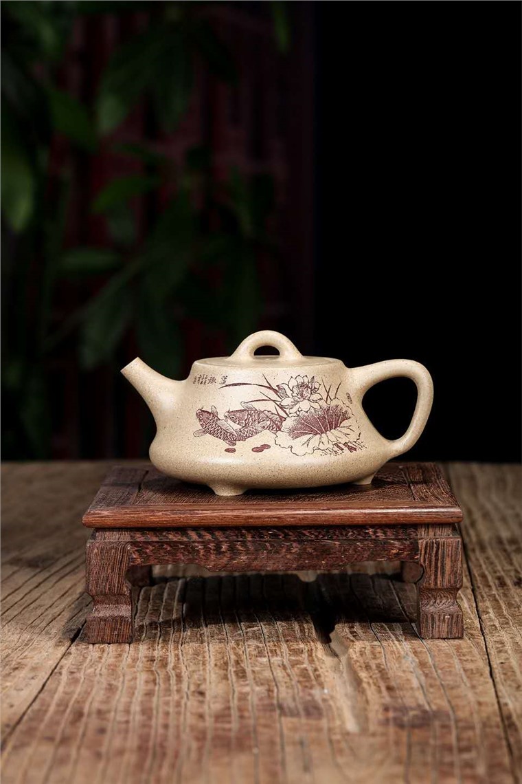 尹燕芳作品 莲趣图片