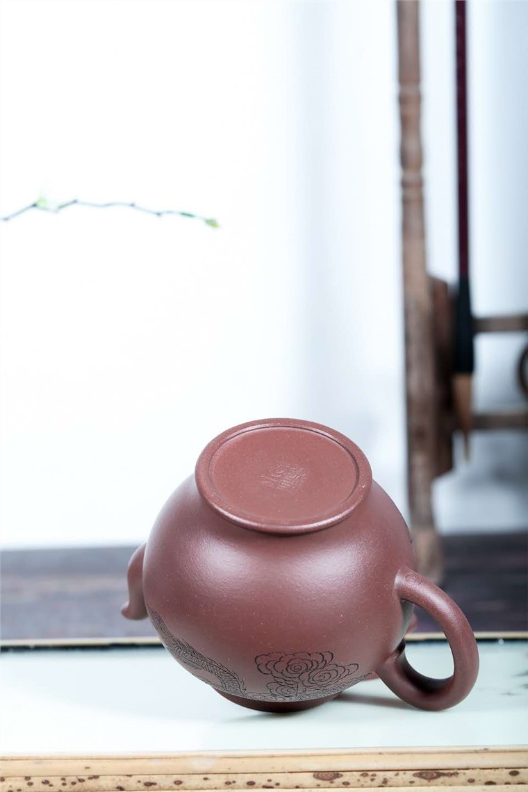 王小妹作品 祥龙献瑞