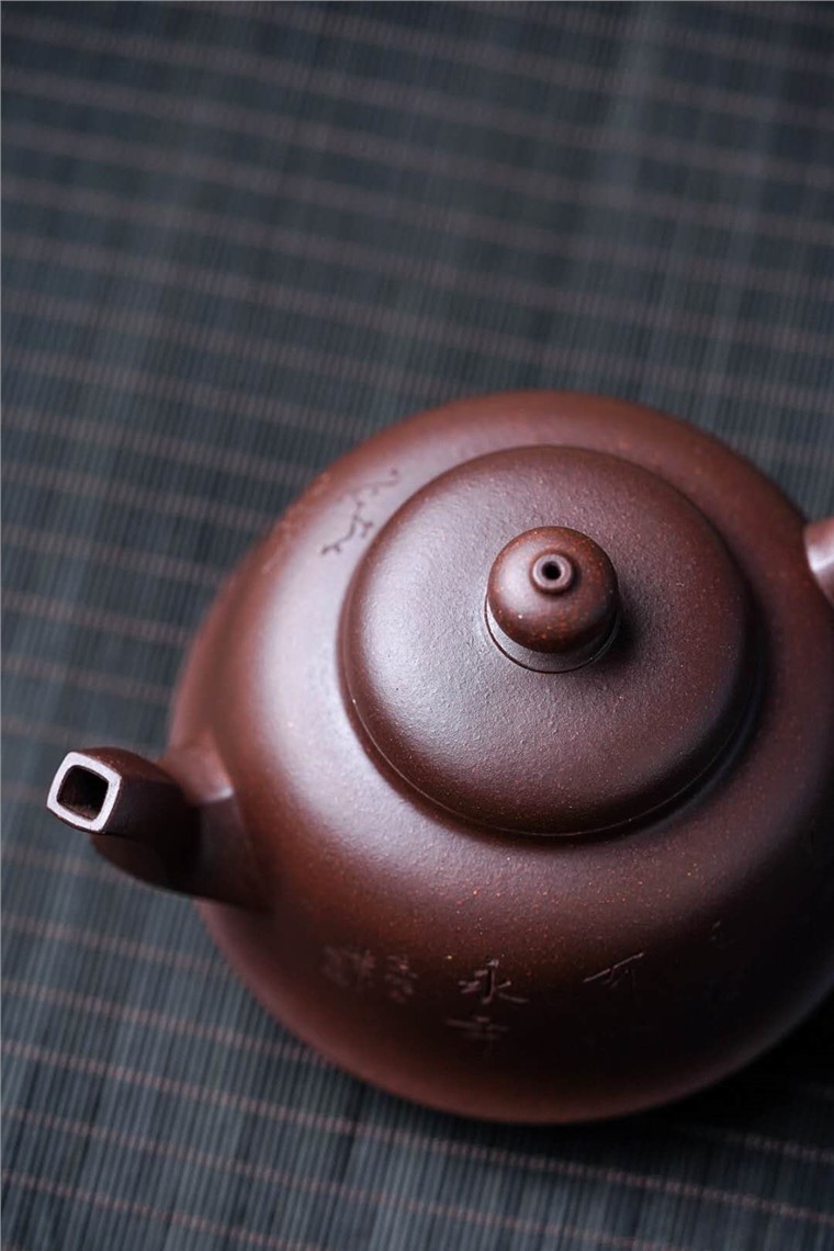 沈更轶作品 金钟图片