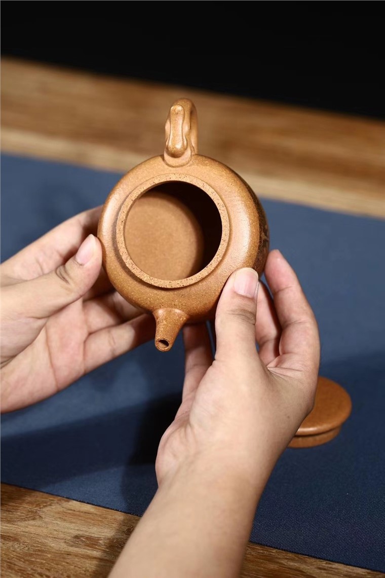 张国伟作品 禅钟图片
