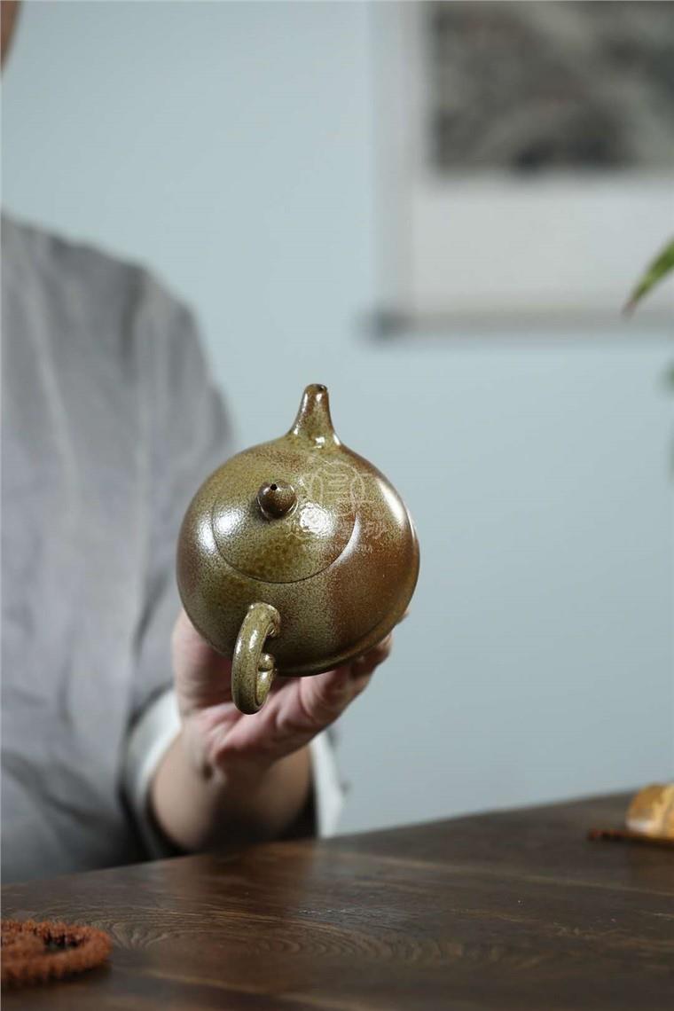 邱永新作品 玉笠壶图片