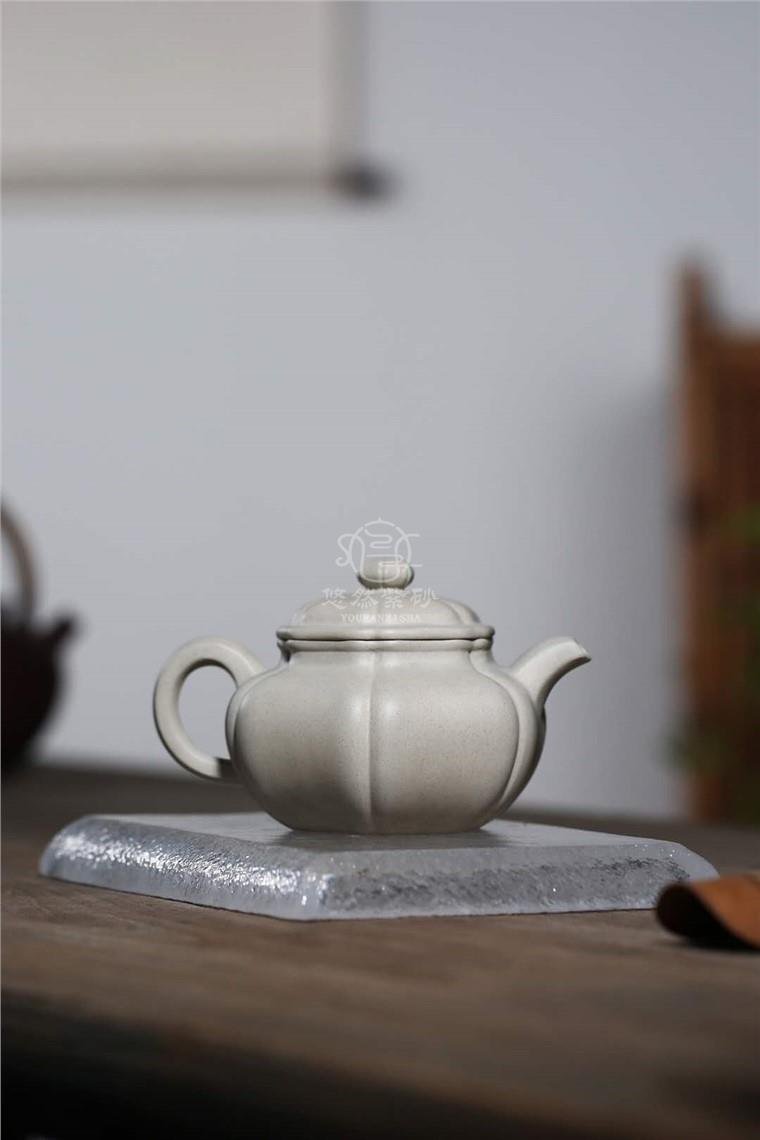 邱永新作品 葵仿古图片