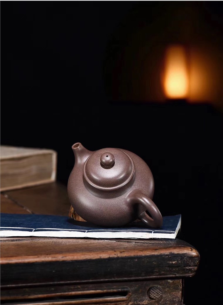 顾涛平作品 容天壶图片