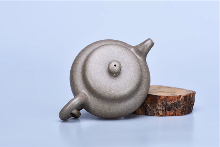 顾涛平作品 玉韵壶图片