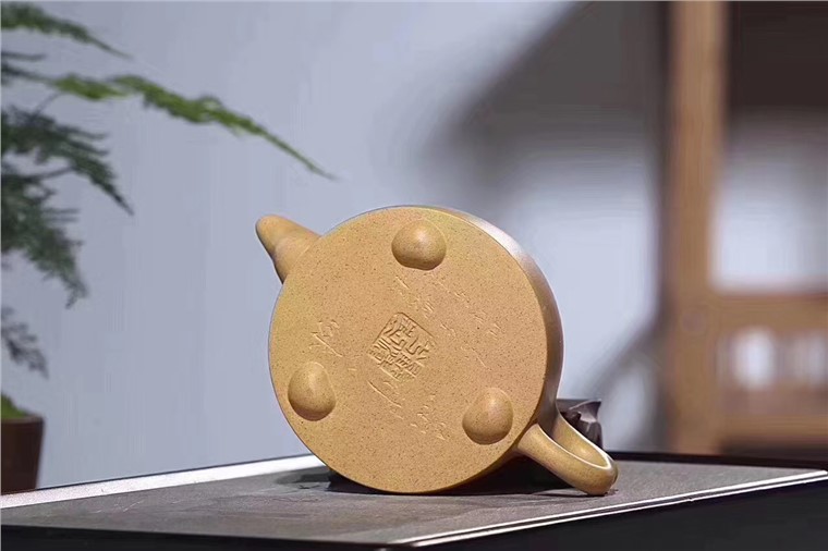 顾涛平作品 汉君如意