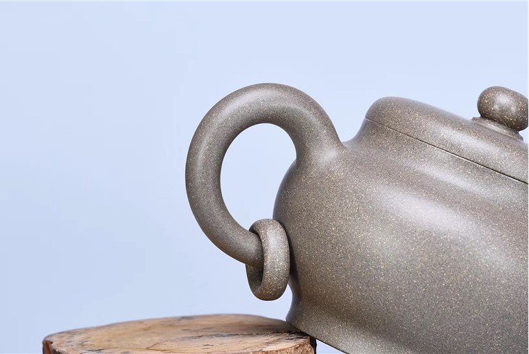 顾涛平作品 玉韵壶图片