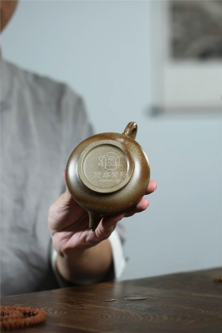 邱永新作品 玉笠壶图片