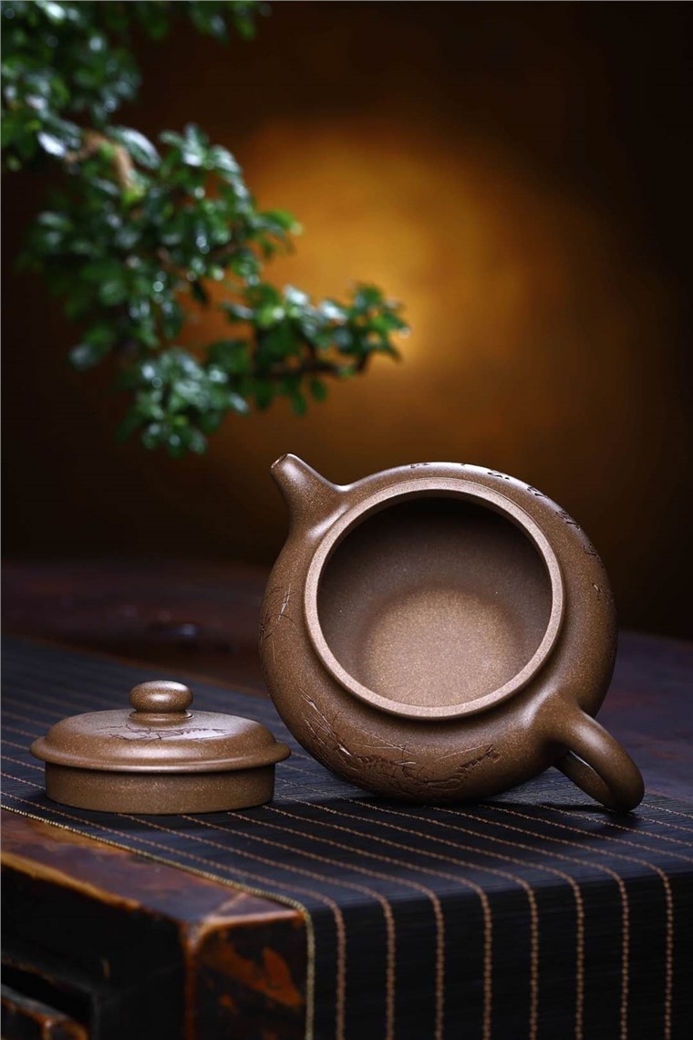 谈卫萍作品 仿古图片