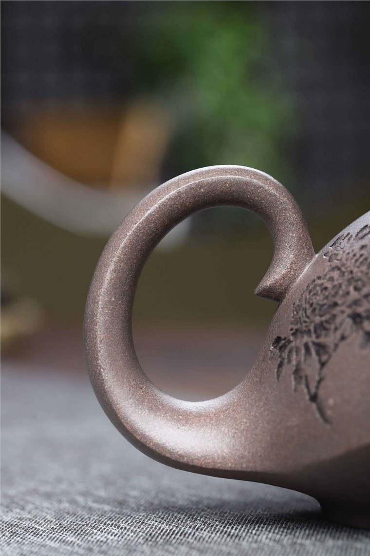 方美华作品 乘风破浪图片