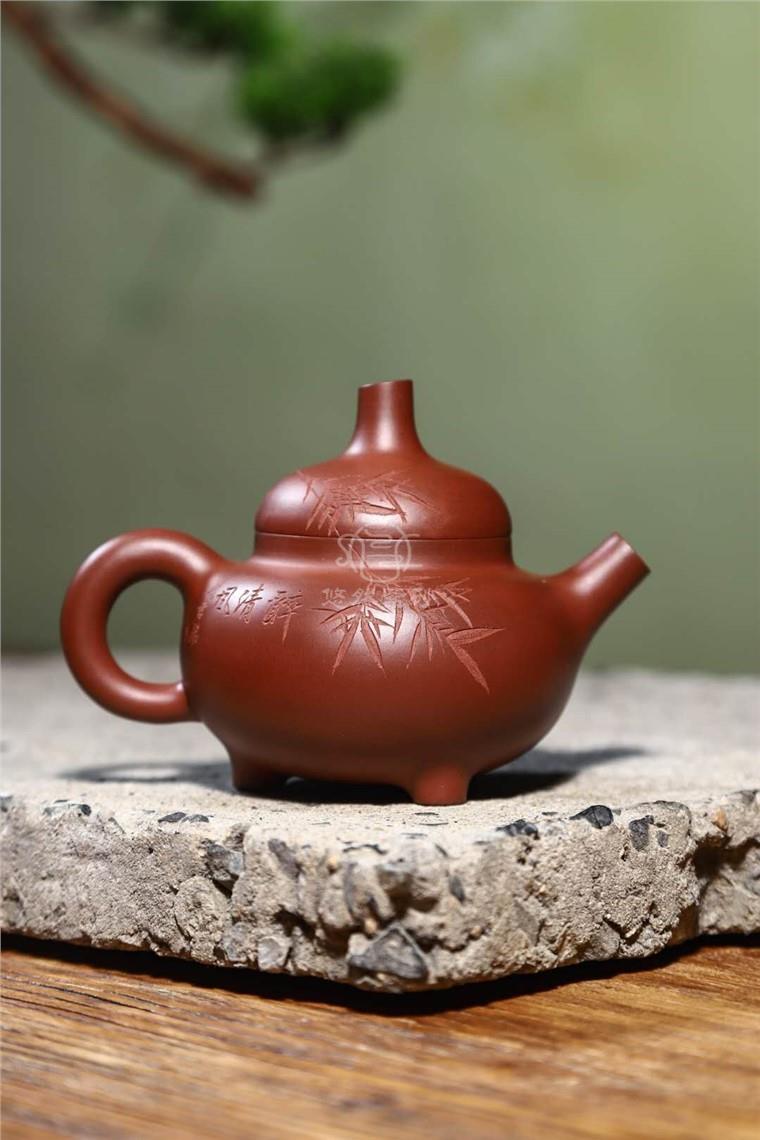 陈顺培作品 顶天立地图片
