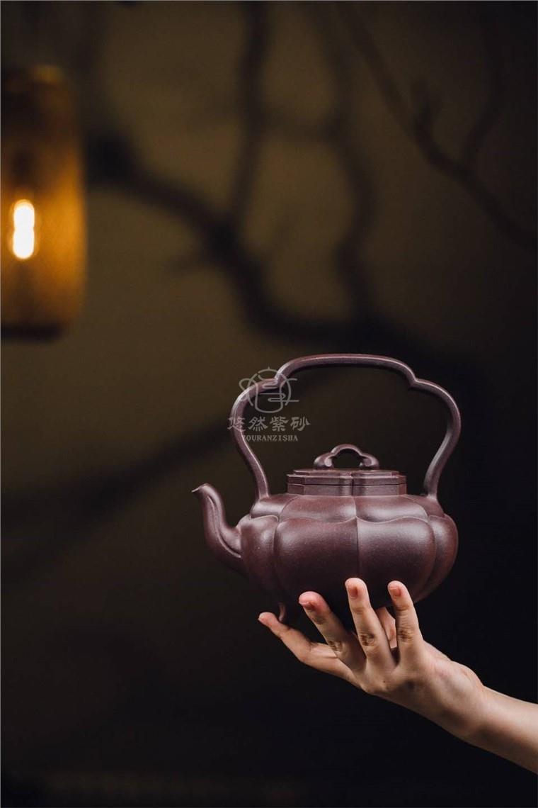 牟锦芬作品 菱花提梁图片