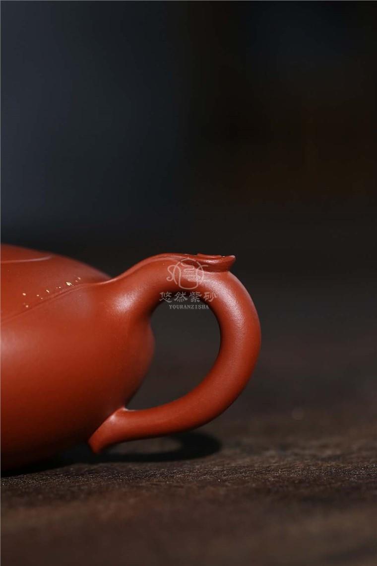 蒋艺华作品 彩云追月图片