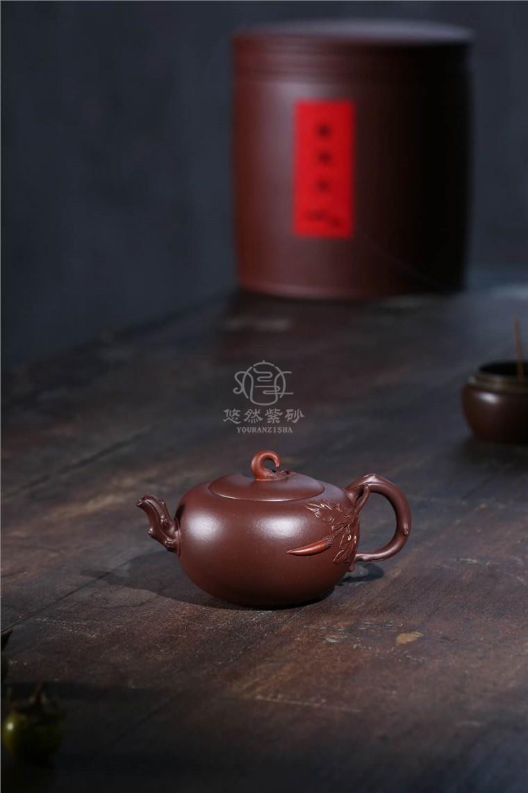 蒋艺华作品 辣椒壶图片
