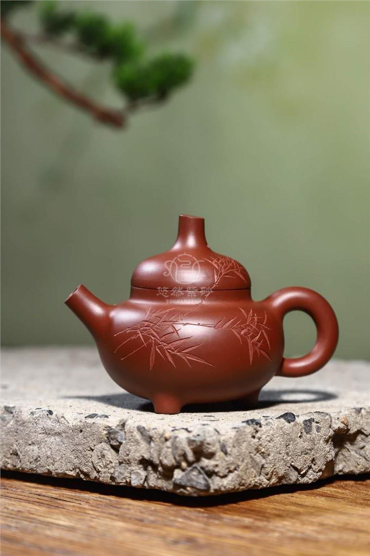 陈顺培作品 顶天立地图片