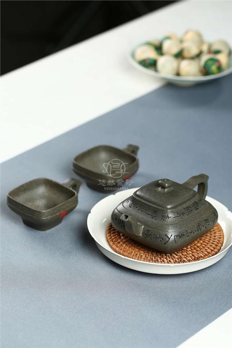 刘莹作品 锦云四方图片