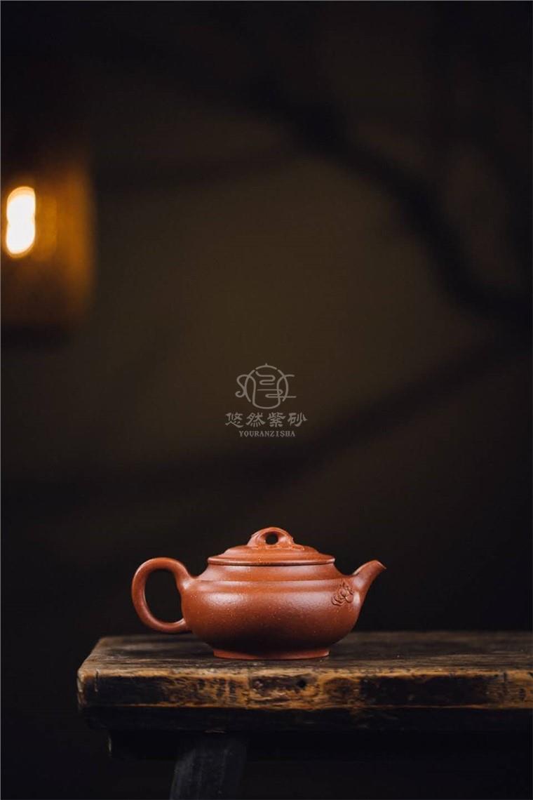 牟锦芬作品 彩云追月图片