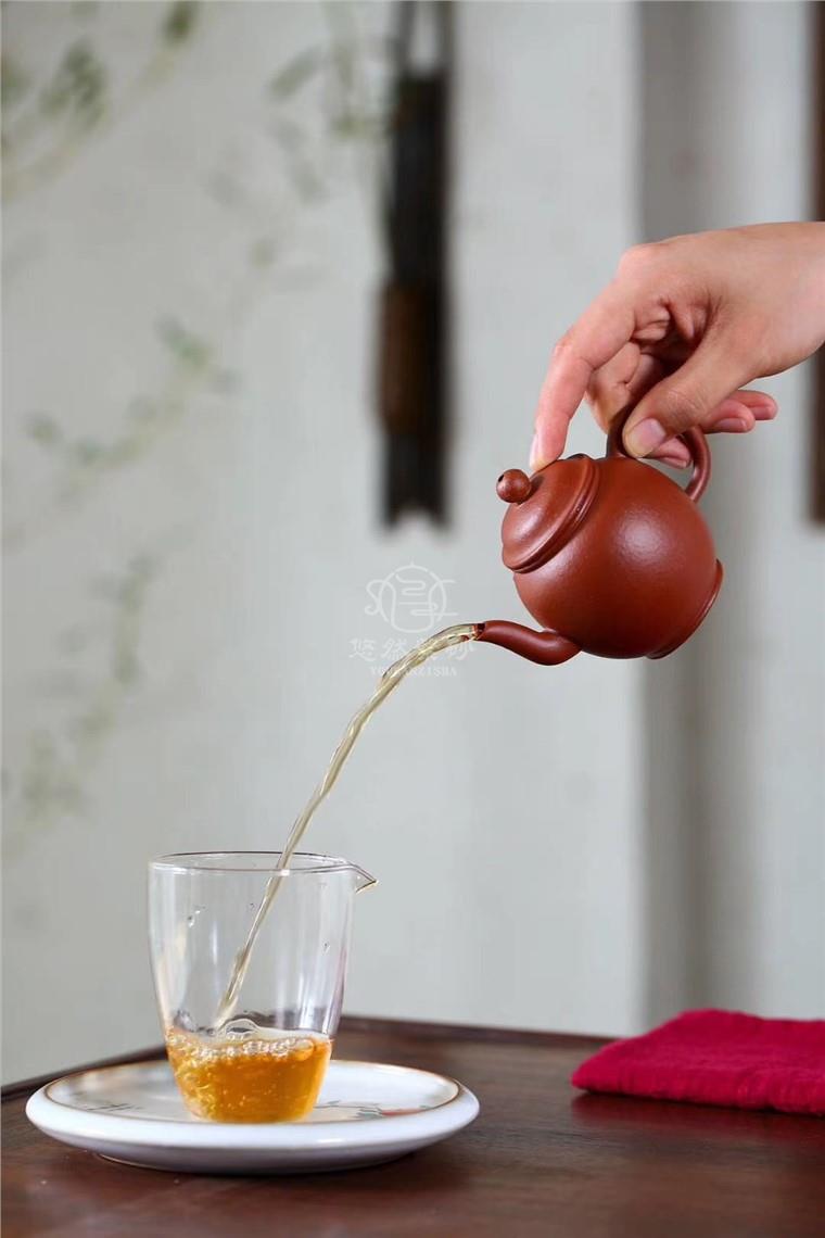 孙骊君作品 宫灯