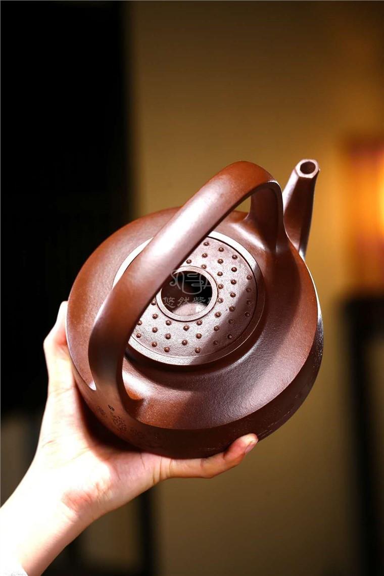 李昌鸿作品 玉璧提梁图片