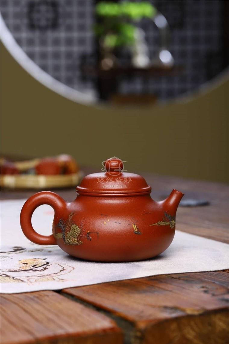 施昌作品 容天壶图片