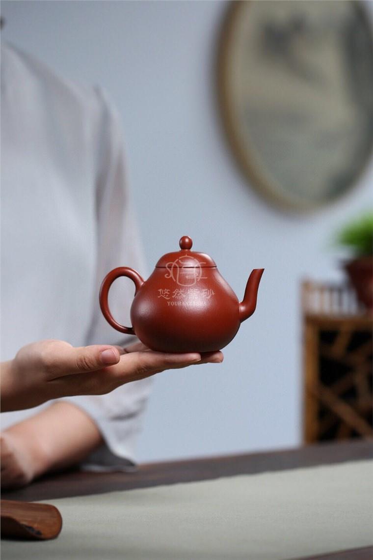马辉作品 梨形壶图片
