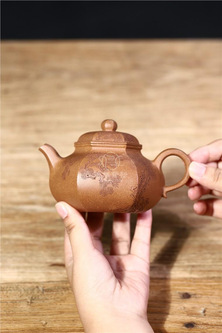 周莹作品 六方容天图片