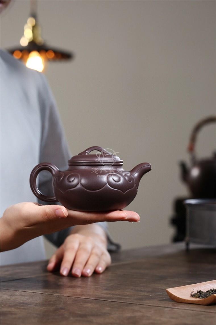 吴芳娣作品 仿古如意图片