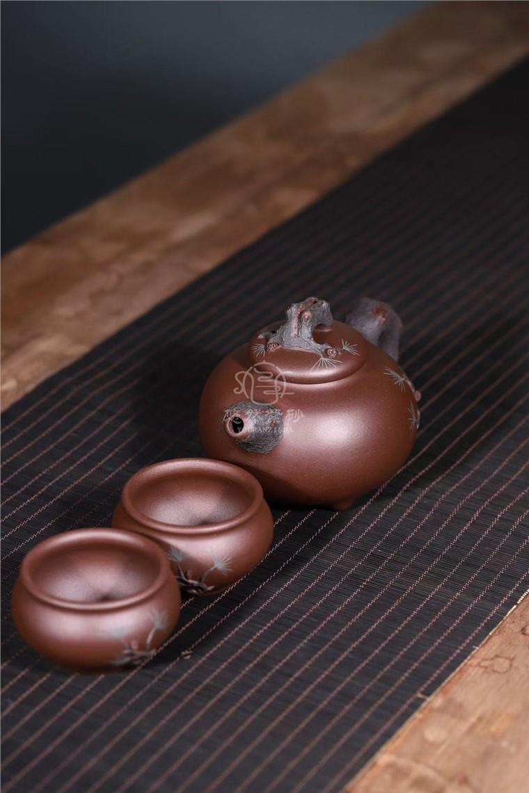 韩洪波作品 松枝道韵图片