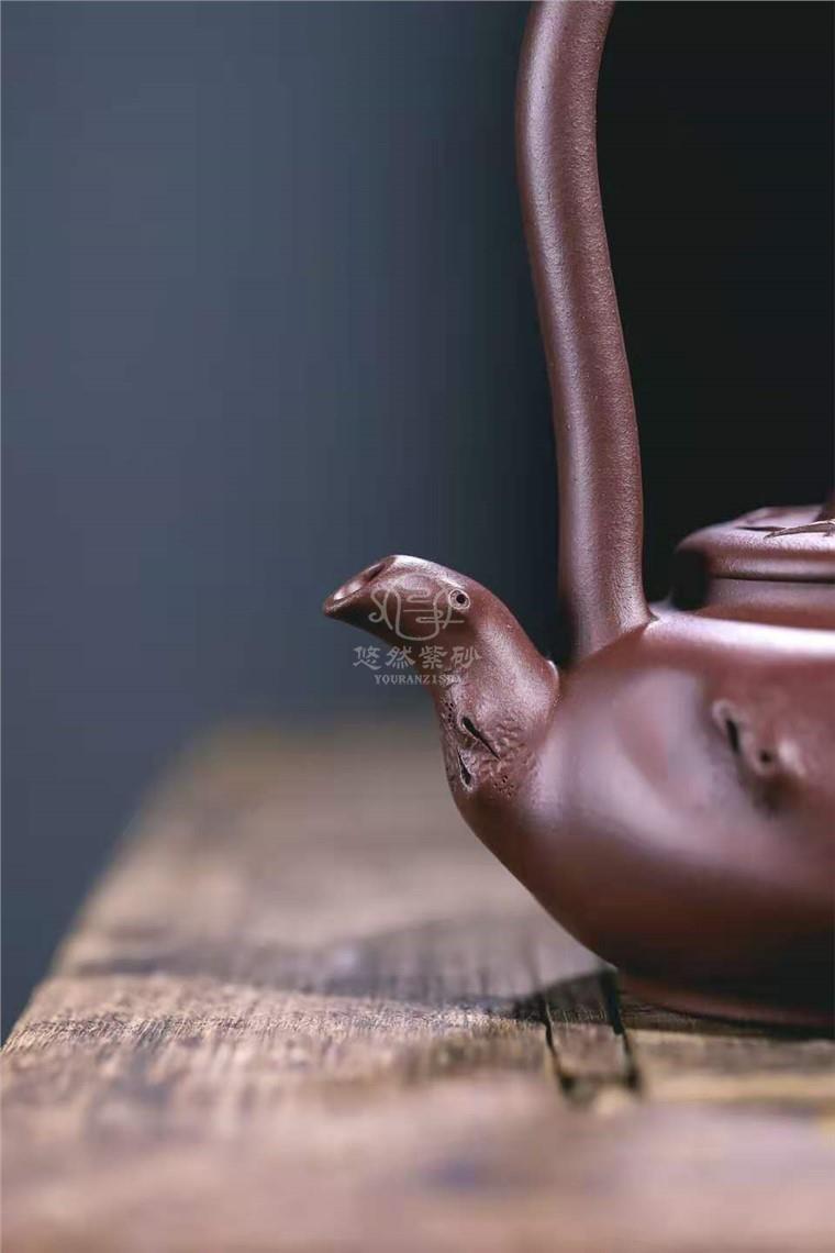 范微琴作品 玉兰幽香壶图片