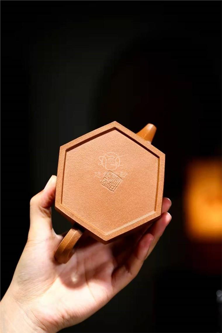 杨珺作品 六方牛盖图片