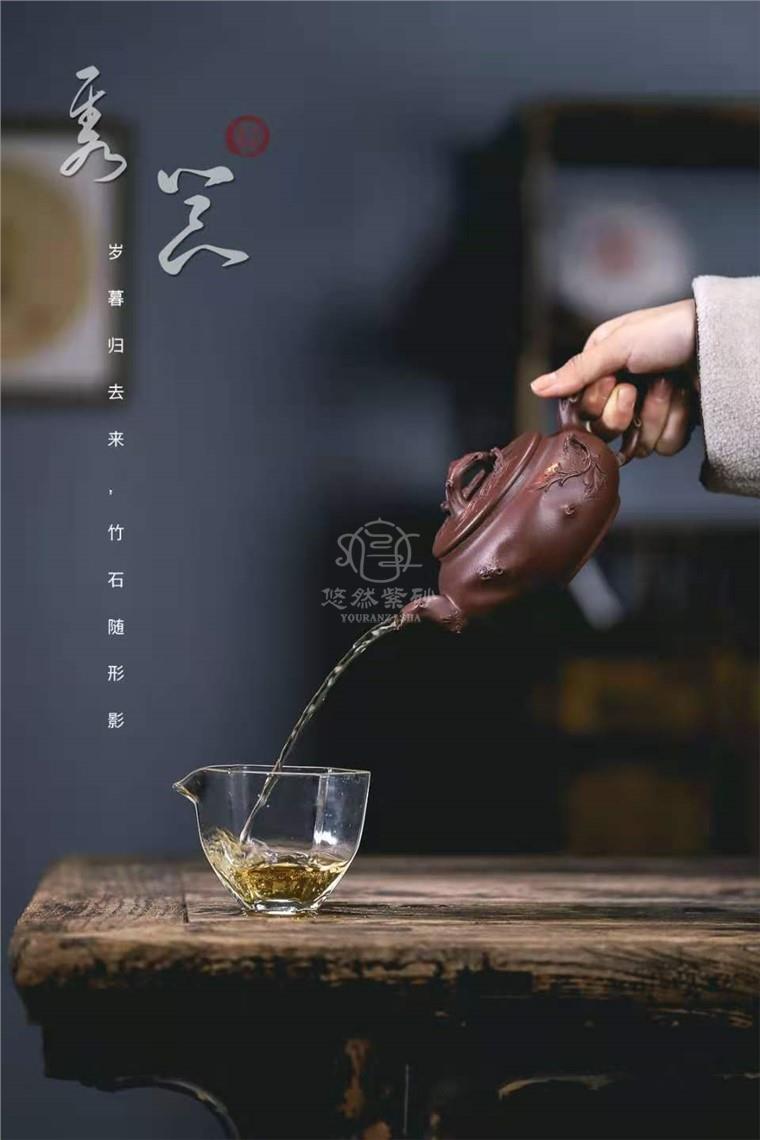 范微琴作品 玉兰壶