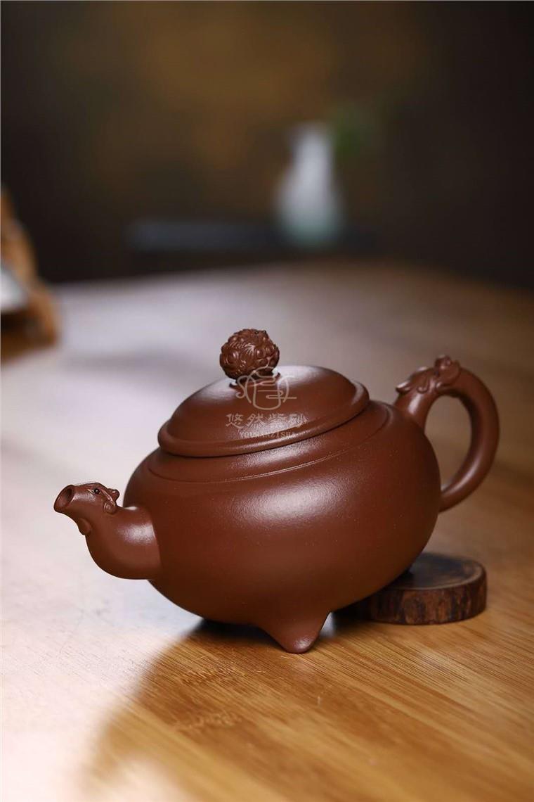 蒋荣生作品 龙珠图片