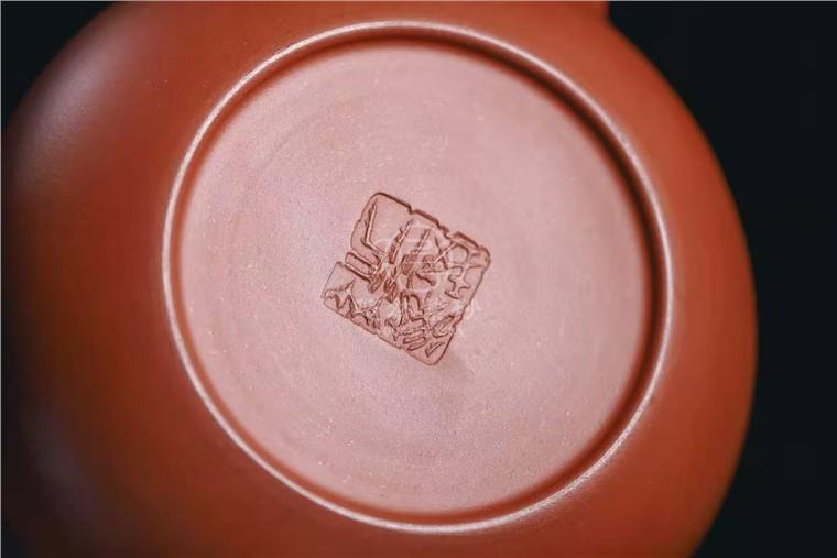 范微琴作品 菱韵壶图片