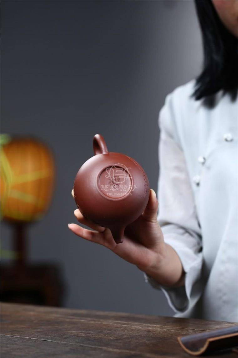张成华作品 掇球图片