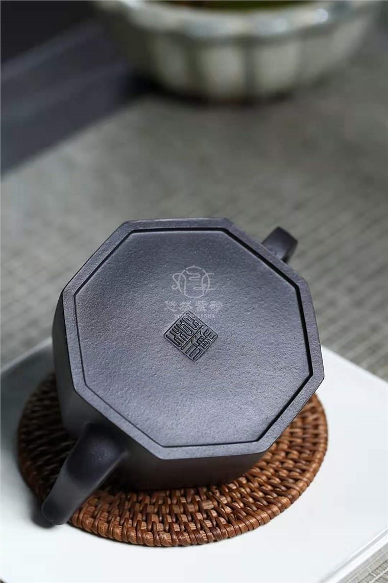 陈育平作品 八方淡然图片