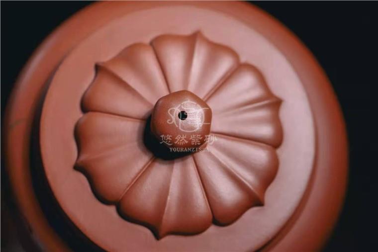 范微琴作品 菱韵壶图片
