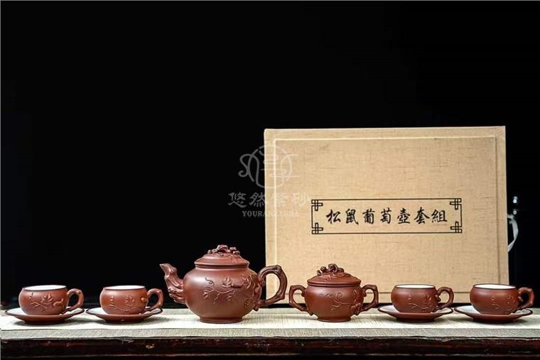 周云作品 松鼠葡萄套组图片