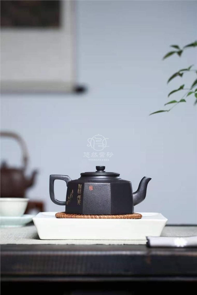 陈育平作品 八方淡然图片
