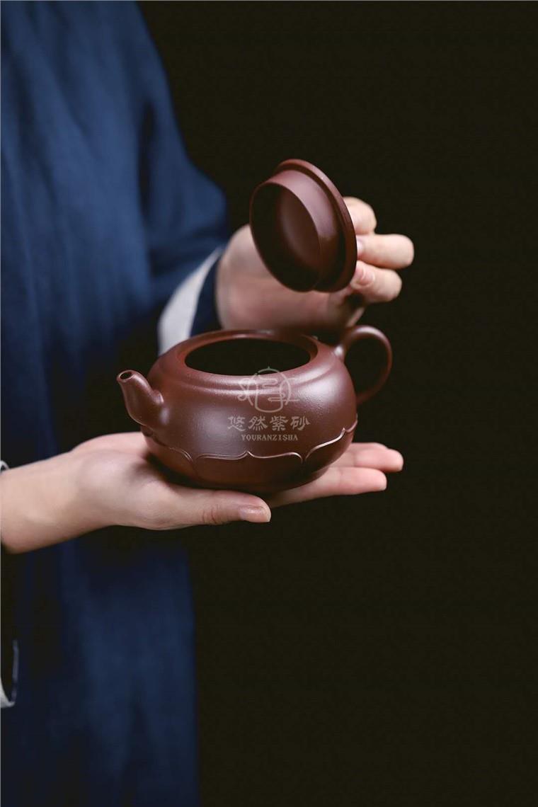 牟锦芬作品 菱花古韵壶图片