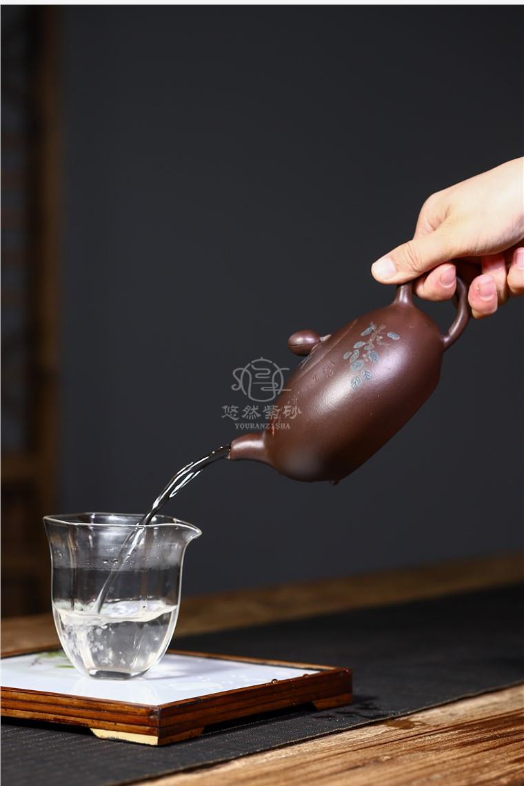 储集泉作品 开心笑图片