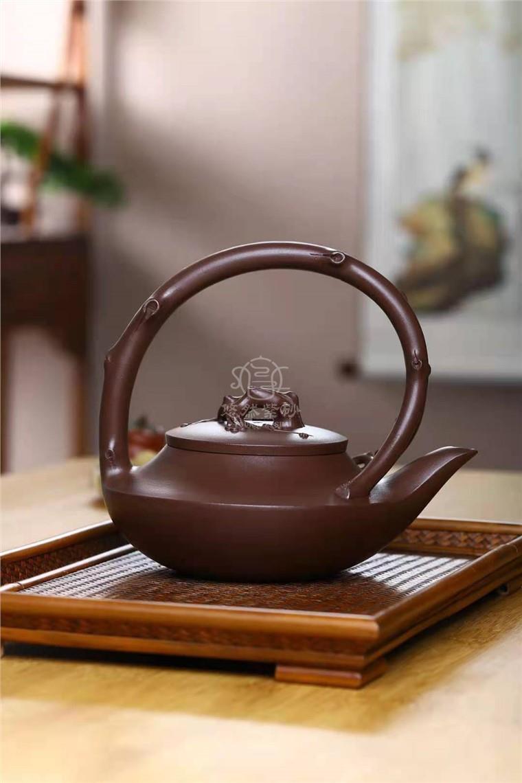 刘莹作品 梅花提梁图片