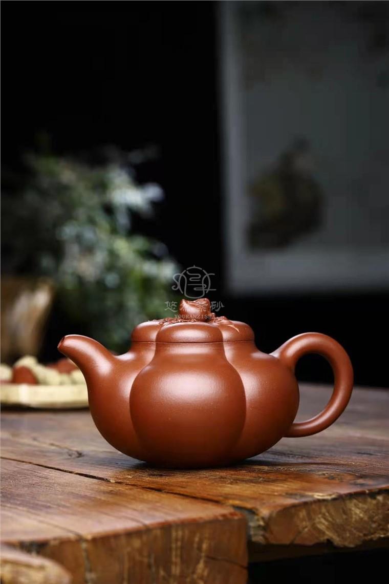 刘莹作品 上合桃图片