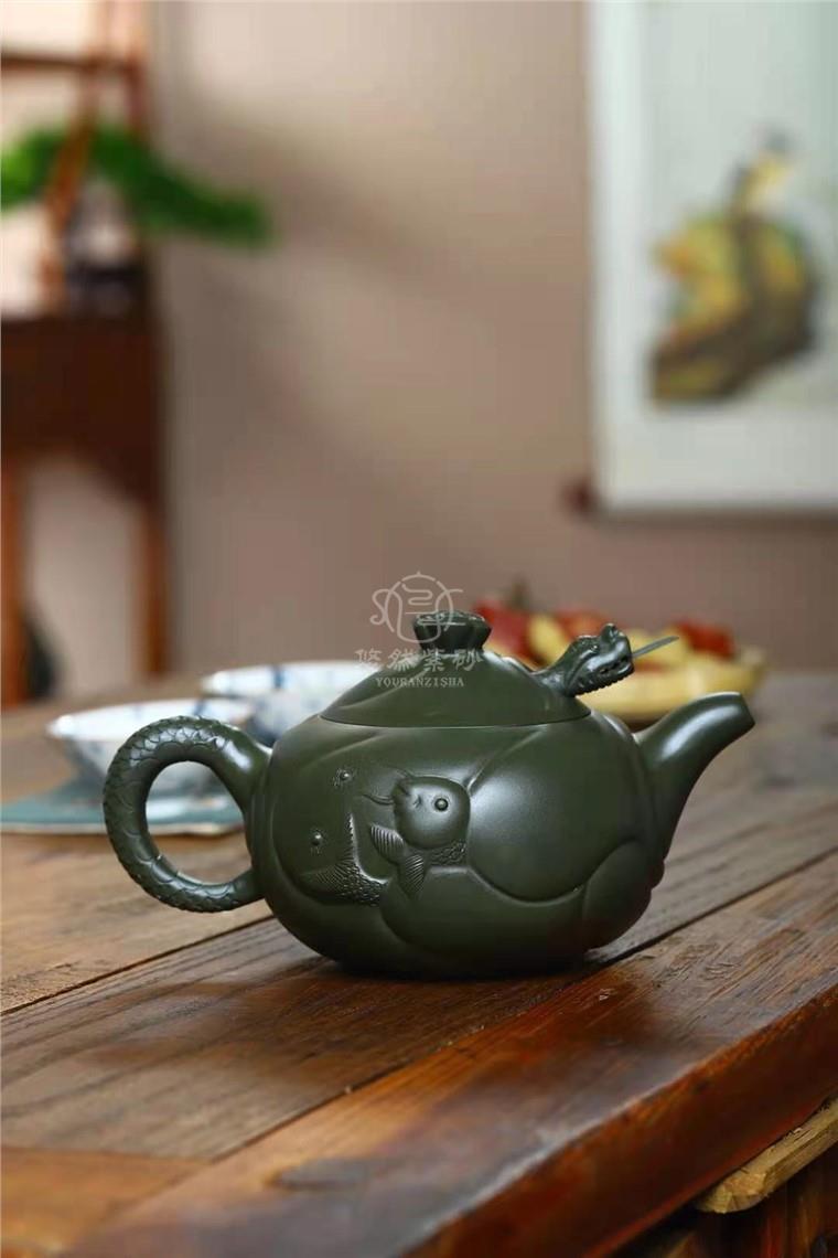 盛中杰作品 鱼化龙图片