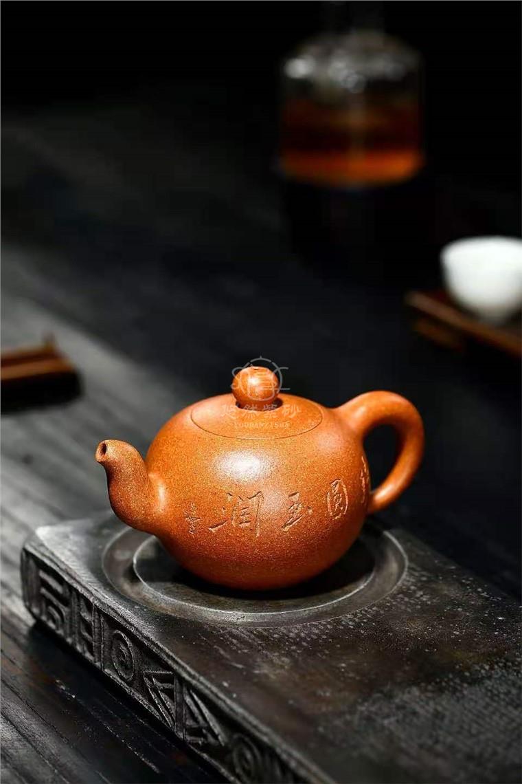 许莘梓作品 一粒珠图片