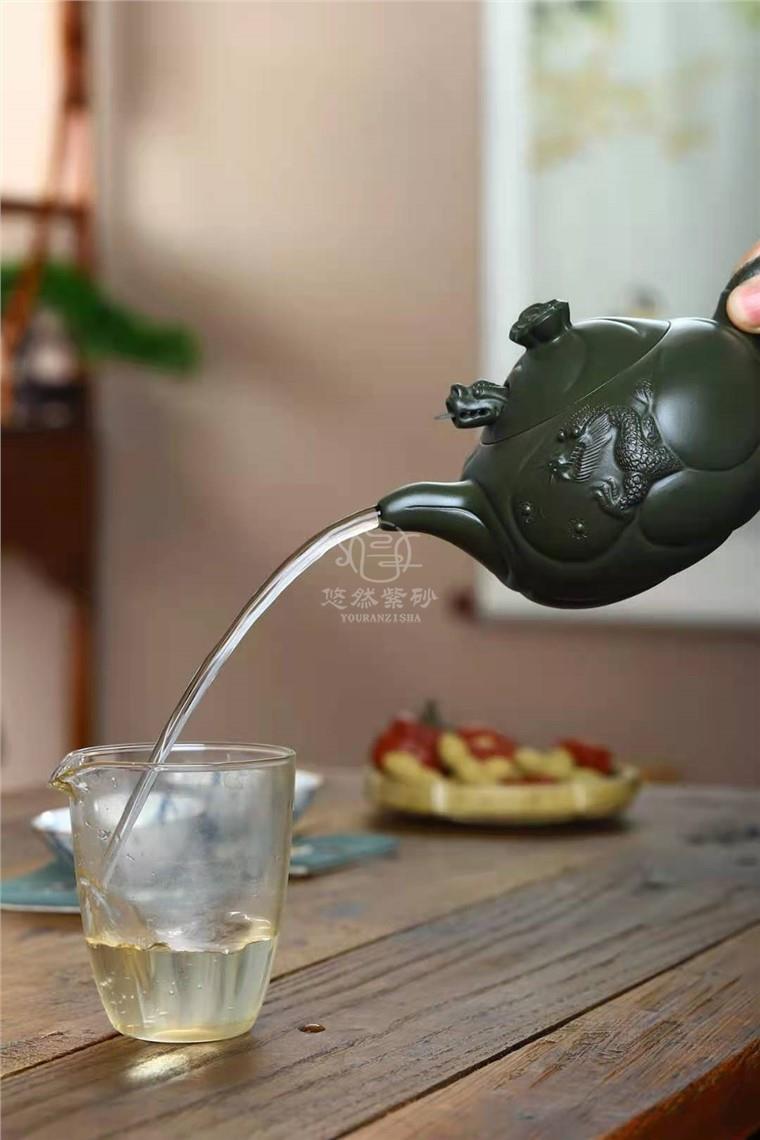 盛中杰作品 鱼化龙