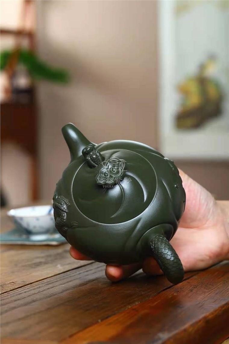 盛中杰作品 鱼化龙图片