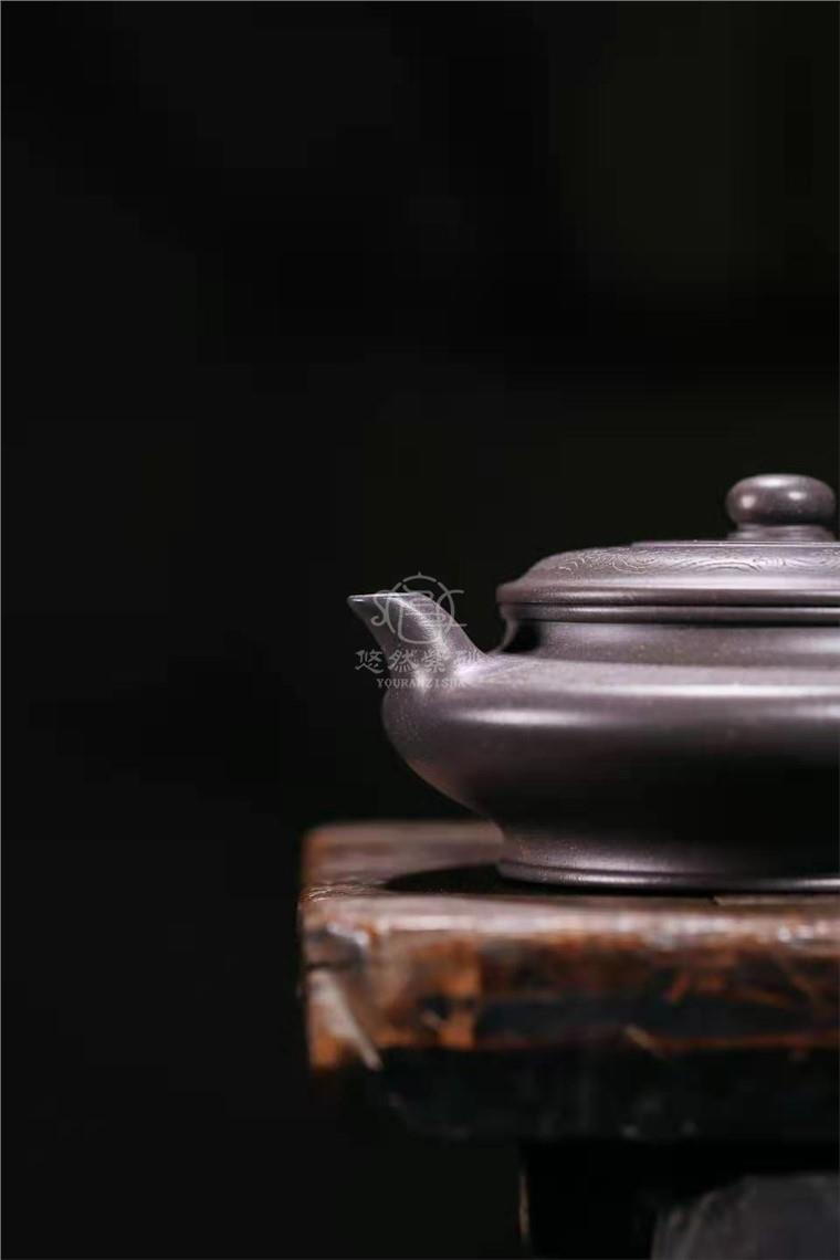 牟锦芬作品 虚扁壶图片