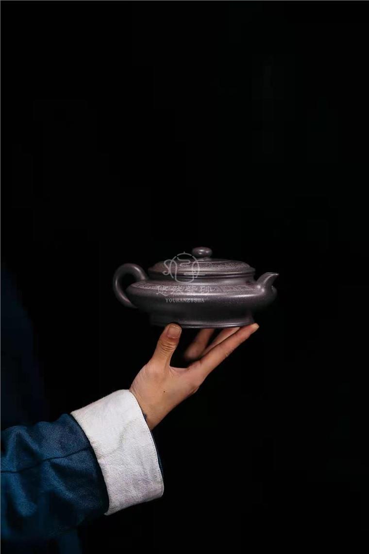 牟锦芬作品 虚扁壶图片